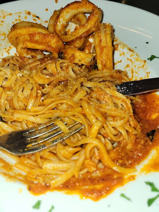 Pino's Pizza & Restaurant Picture 7