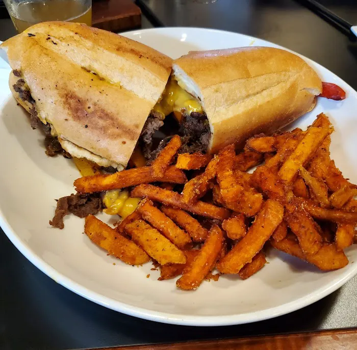 Curtains Bar and Restaurant Picture 10