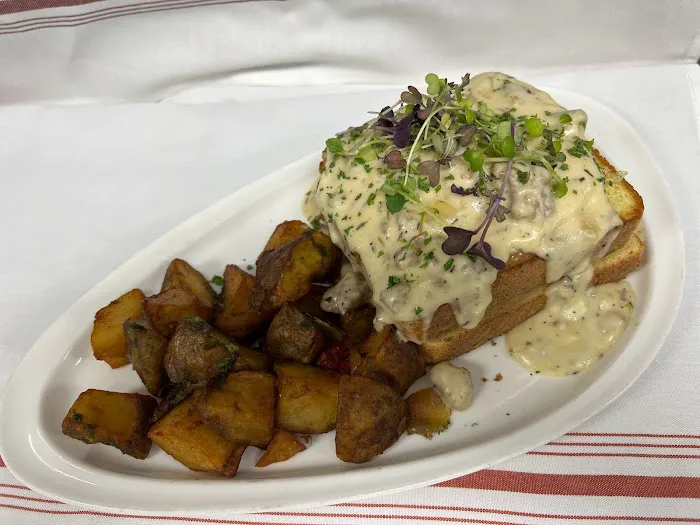 Curtains Bar and Restaurant Picture 3