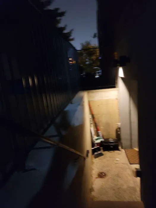 Neptune Cafe Picture 5