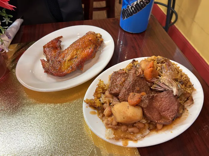 Casa Latina Picture 8