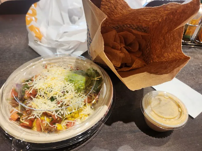 QDOBA Mexican Eats Picture 6