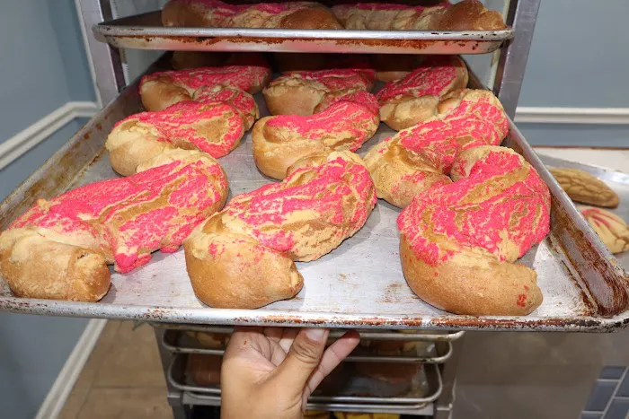 San Jeronimo Restaurant & Bakery Picture 1