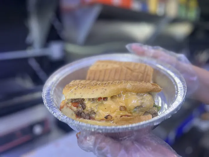 Sandwich City Picture 4