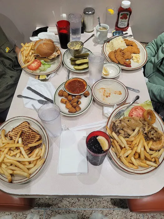 Mike’s Dakota Diner Picture 10