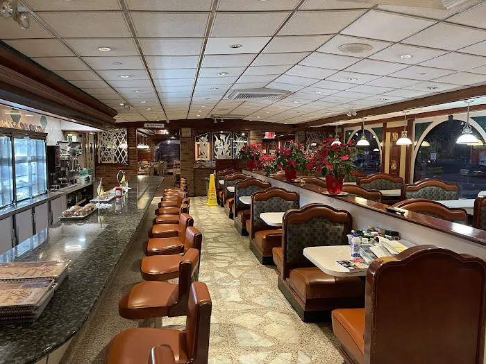 Mike’s Dakota Diner Picture 2