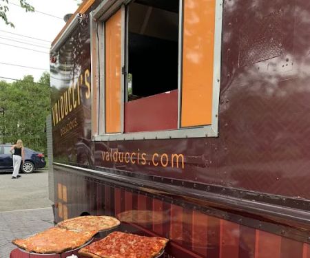 Valducci's Pizza