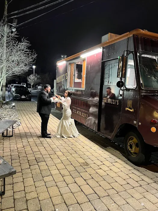 Valducci's Pizza Picture 5