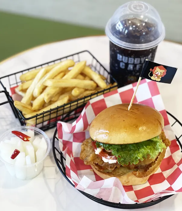 Chick n' Cha Picture 10