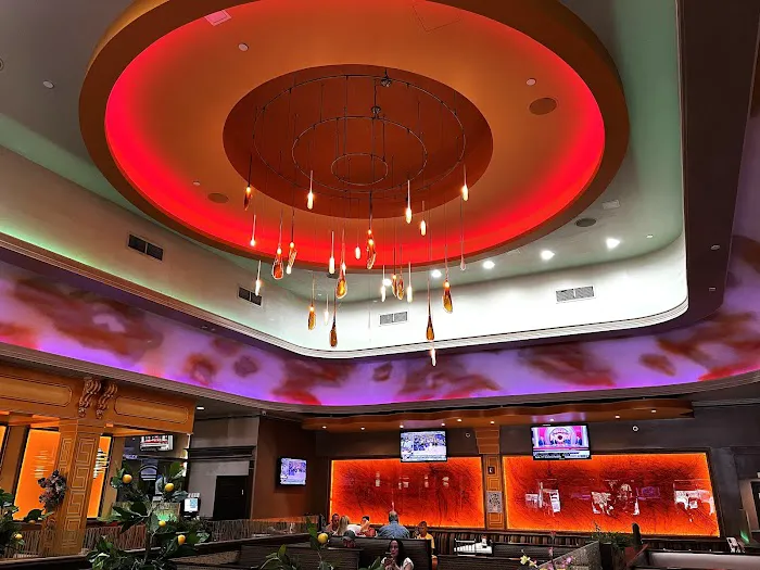 Z-Two Restaurant & Lounge Picture 3