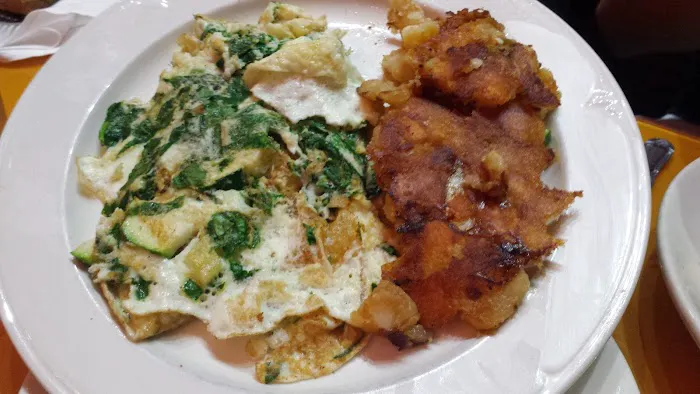 Z-Two Restaurant & Lounge Picture 2