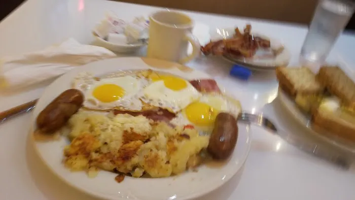 Z-Two Restaurant & Lounge Picture 7