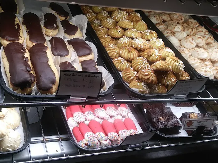 Aunt Butchie's of Brooklyn Picture 8