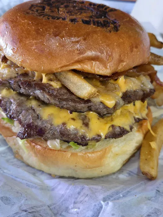 Uncle Sal's Burgers and Wings Picture 5