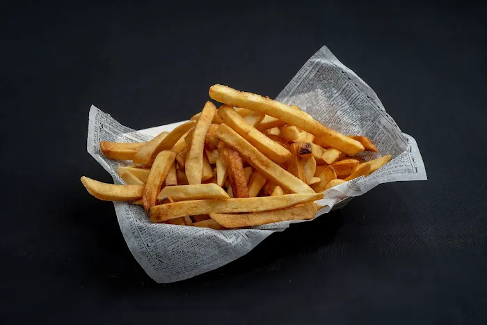 Tastefully British Picture 4