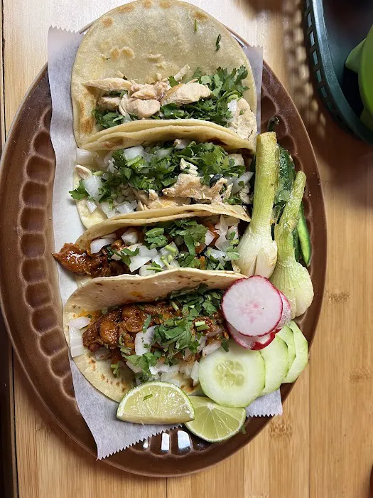 El Mariachi Restaurante Picture 6