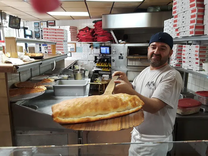 AJ's Pizza Butler Picture 5