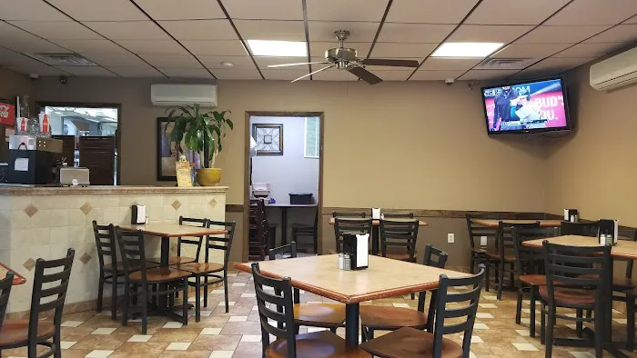 AJ's Pizza Butler Picture 3