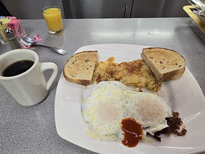 Butler Family Restaurant & Diner Picture 10