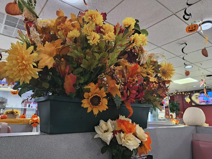 Butler Family Restaurant & Diner Picture 3