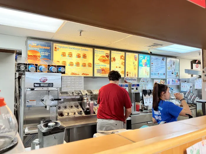 Dairy Queen Grill & Chill Picture 9