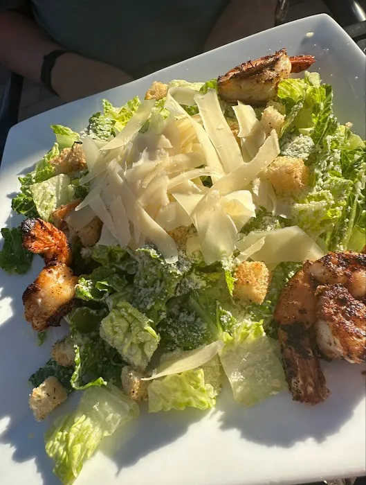 Colombo’s 900 Degrees Pizza Picture 6