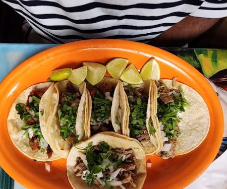 Mexicanzingo Restaurant