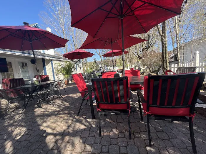 Four Brothers Restaurant & Pizzeria Picture 7