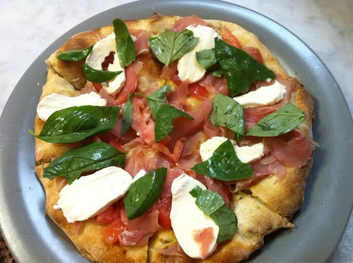 La Pizza of Roseland Picture 5