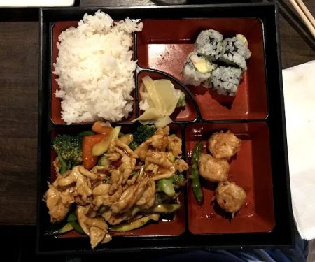 Dozo Sushi Asian Cuisine