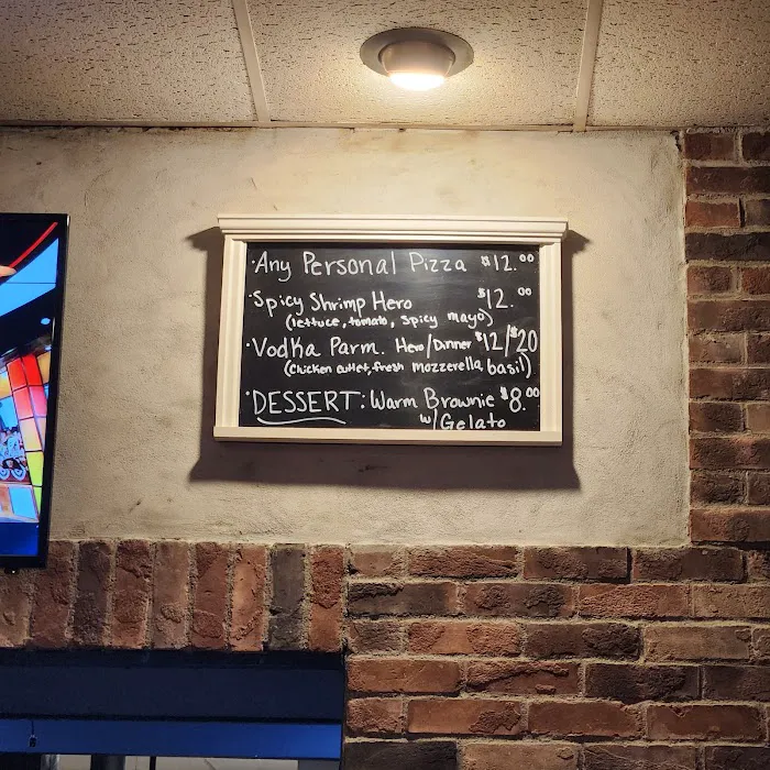 Junior's Pizza Picture 6