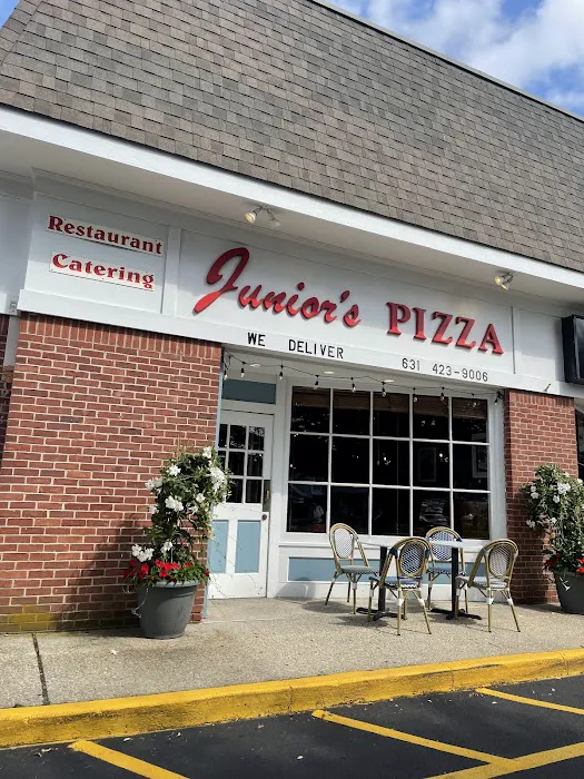 Junior's Pizza Picture 4