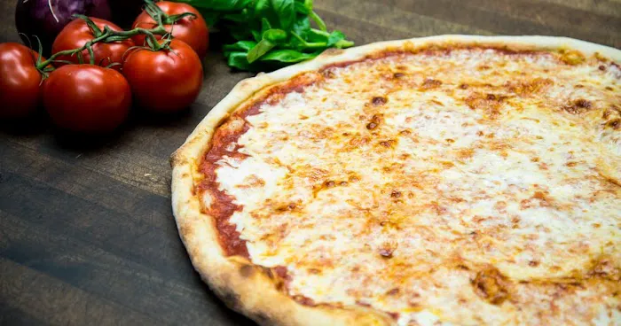 Junior's Pizza Picture 7