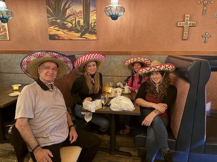 Caracara Mexican Grill - East Northport Picture 10