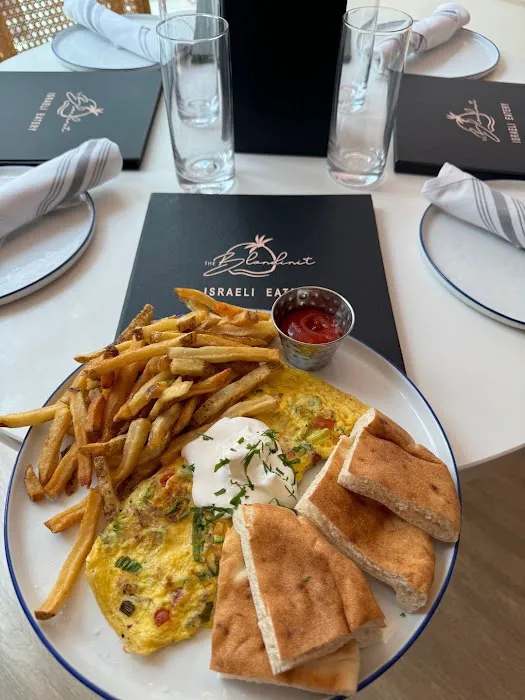 The Blondinit Picture 2