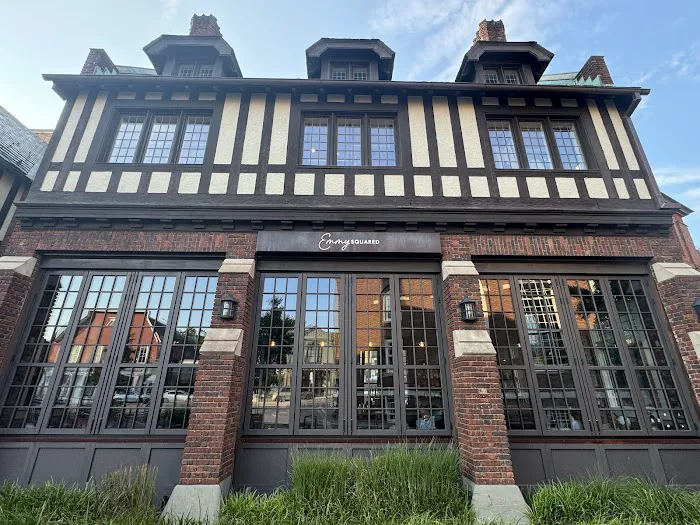 Emmy Squared Pizza Picture 6