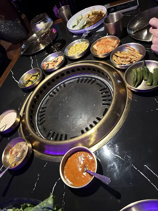 GOGI Korean Steakhouse & Sushi Picture 9