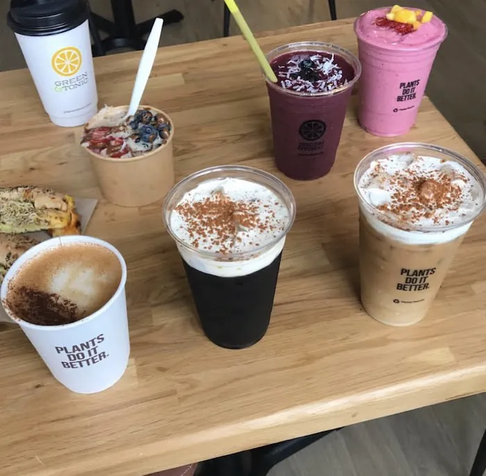 Green & Tonic Picture 8