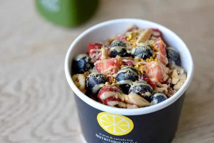 Green & Tonic Picture 9