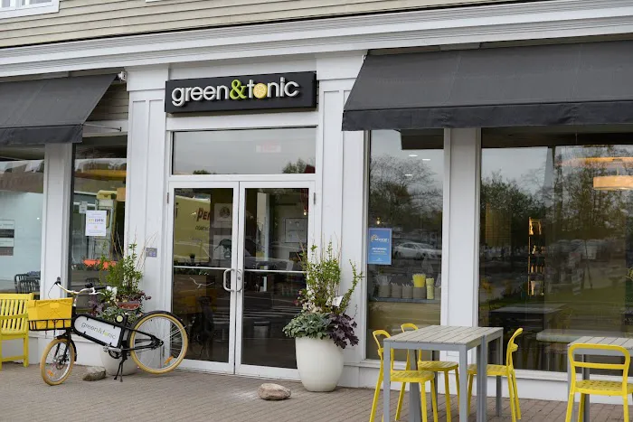 Green & Tonic Picture 4