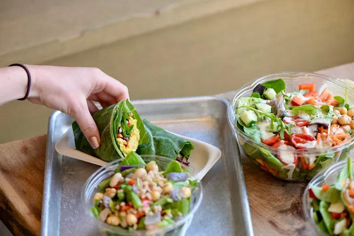 Green & Tonic Picture 5