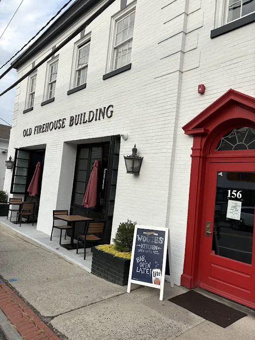 Wogies Bar & Grill, Katonah Picture 8