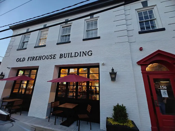 Wogies Bar & Grill, Katonah Picture 6