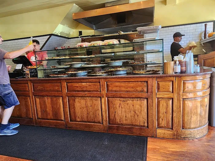 Pizza Station Picture 10