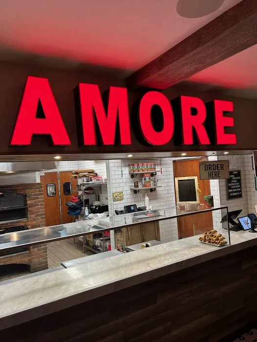 Amore Pizzeria & Italian Kitchen - Katonah Picture 3