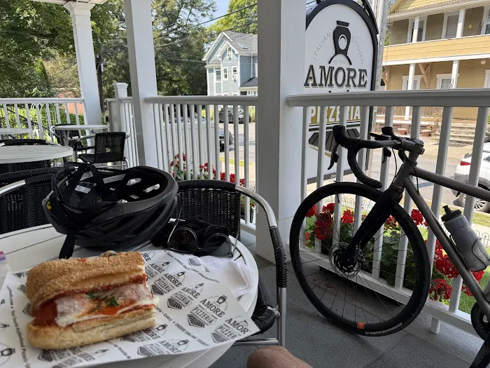 Amore Pizzeria & Italian Kitchen - Katonah Picture 9