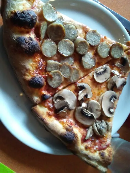 Wilton Pizza Picture 1