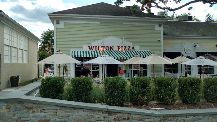 Wilton Pizza Picture 9