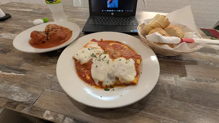 Bello Pizza Picture 7