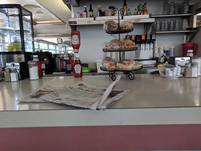 Family Diner Picture 2